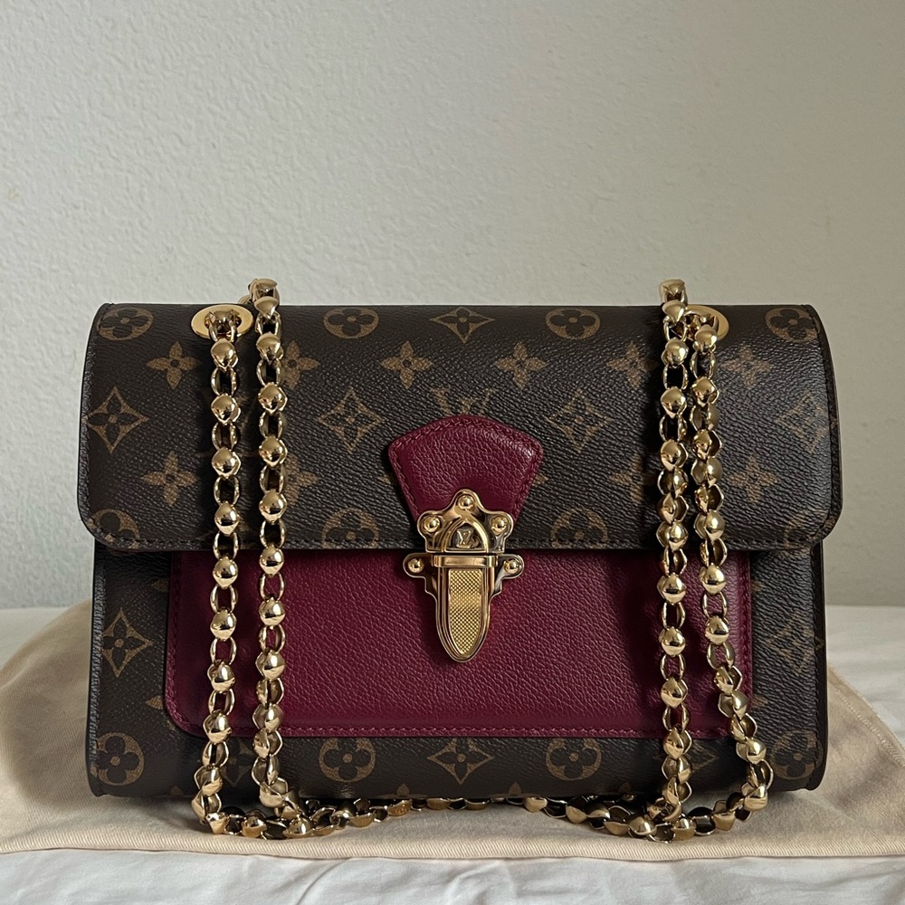 Louis Vuitton Victoire Chain Shoulder Bag Monogram Canvas Brown Raisin
